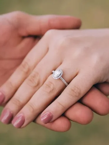 Five Tips for Picking the Perfect Engagement Ring