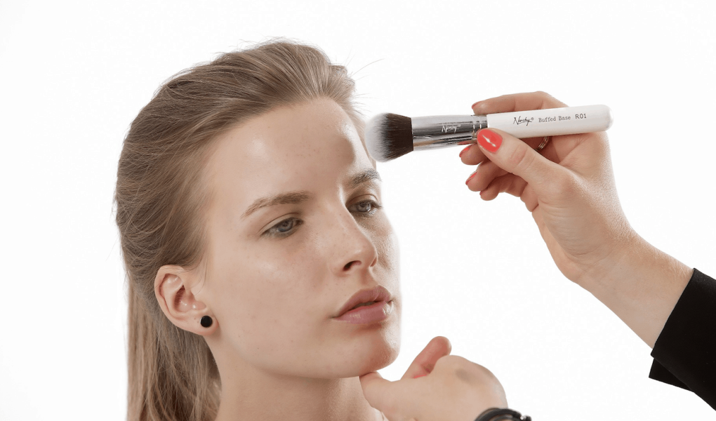 Simple ways to manage oily skin