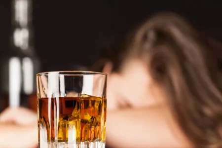 Alcoholism and Anxiety: The Link Is Tighter Than You Think