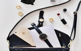 The Ultimate Accessory Gift Guide : five Accessories that make the perfect gift