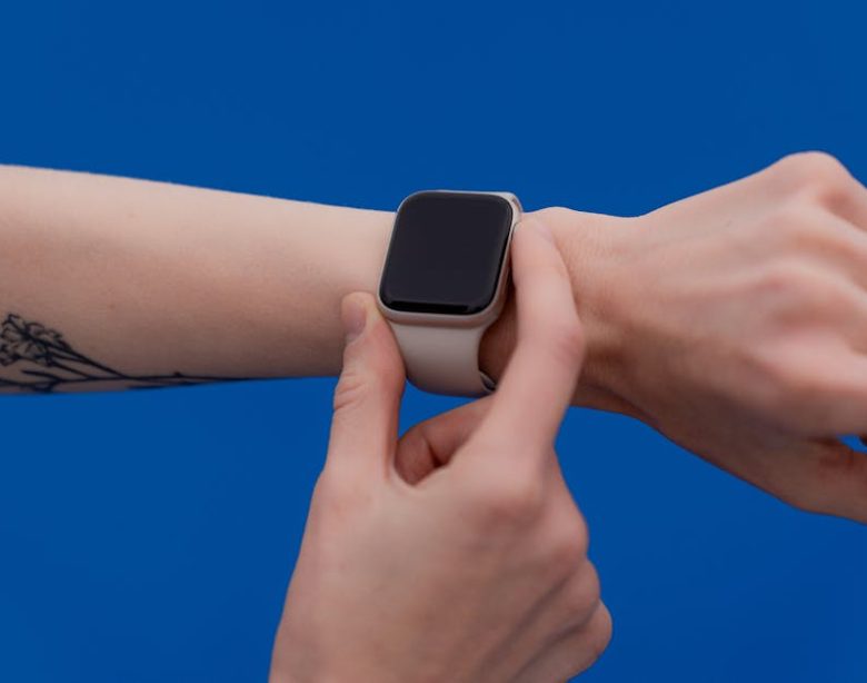 Smartwatches for Men & Women: What Really Matters in 2026 Smartwatches for Men & Women: What Really Matters in 2026