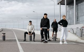 How to Spot High-Quality Clothing Basics That Actually Last