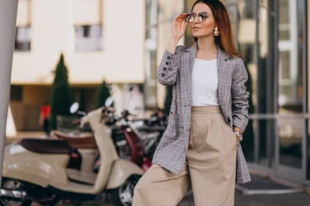 10 Style Tips That Instantly Make You Look Younger 10 Style Tips That Instantly Make You Look Younger