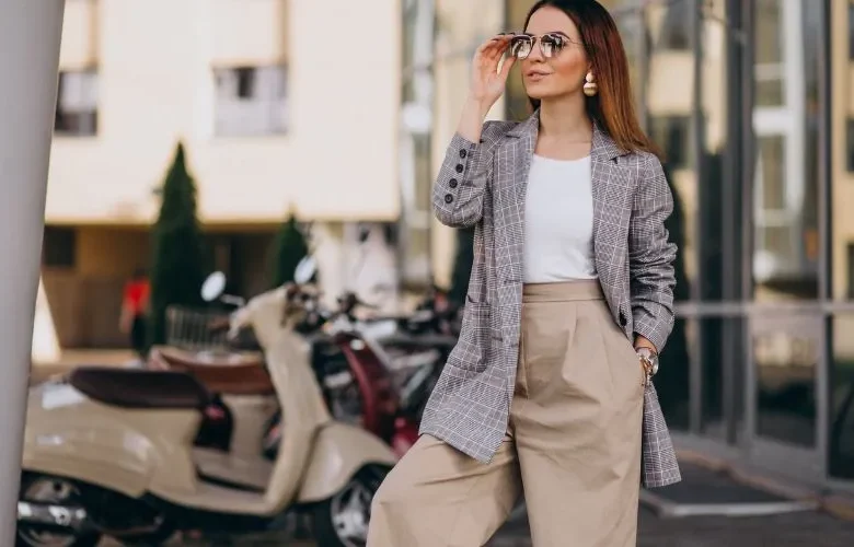 10 Style Tips That Instantly Make You Look Younger