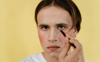 Lightweight Makeup for Warm Weather: Tinted Moisturiser and Cream Blush