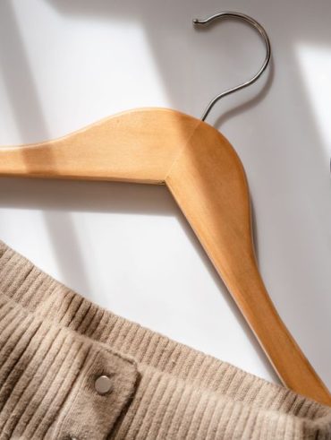 7 Minimalist Wardrobe Outfits That Eliminate Morning Decision Fatigue