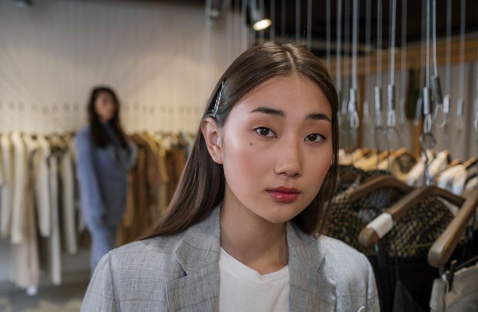 Professional Wardrobe For First Management Role: Professional Wardrobe for Your First Management Role