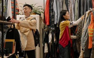 5 Fast Fashion Myths That Make Secondhand Clothing Smarter