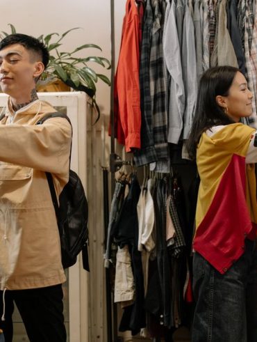 5 Fast Fashion Myths That Make Secondhand Clothing Smarter 5 Fast Fashion Myths That Make Secondhand Clothing Smarter