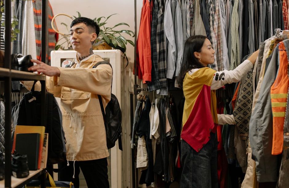 5 Fast Fashion Myths That Make Secondhand Clothing Smarter