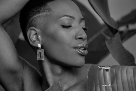 How to Choose Statement Earrings for Your Face Shape