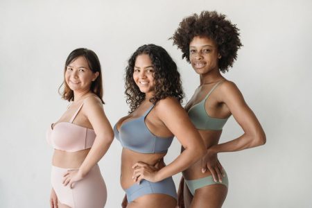 Universal Standard Vs Torrid: Universal Standard vs. Torrid: Better Quality Plus-Size Basics?