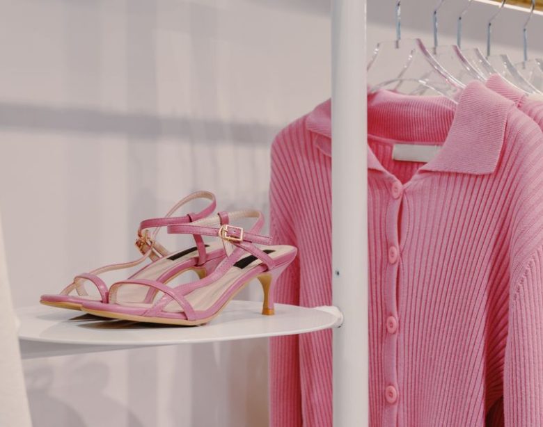 What to Wear as a Late Spring Wedding Guest
